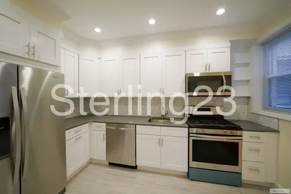 3 bedrooms apartment for rent in Astoria - Queens, New York