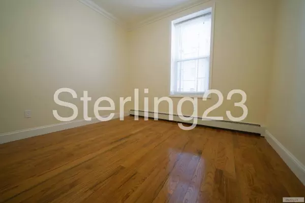 3 bedrooms apartment for rent in Astoria - Queens, New York