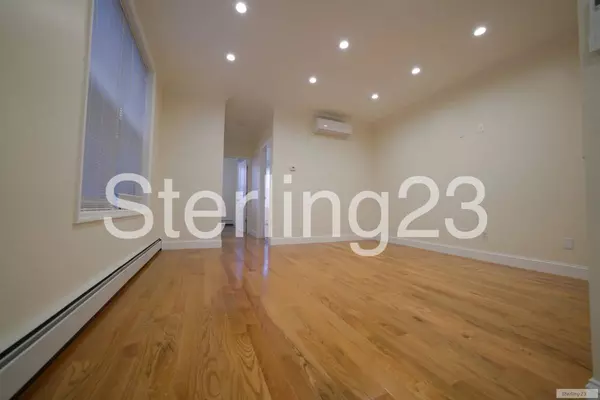 3 bedrooms apartment for rent in Astoria - Queens, New York