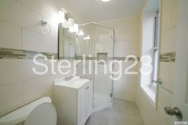 3 bedrooms apartment for rent in Astoria - Queens, New York