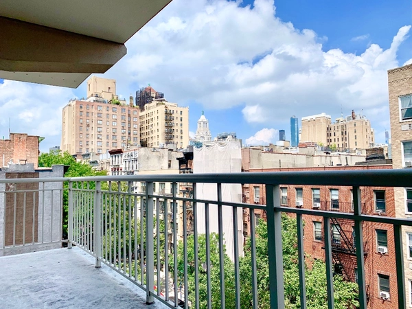 3 bedrooms apartment for rent in East Village - Manhattan, New York