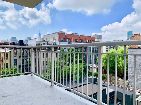 3 bedrooms apartment for rent in East Village - Manhattan, New York