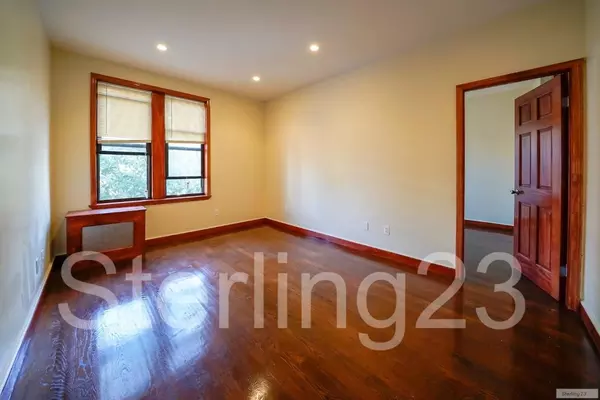 2 bedrooms apartment for rent in Astoria - Queens, New York