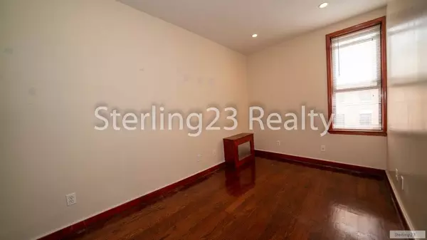 2 bedrooms apartment for rent in Astoria - Queens, New York