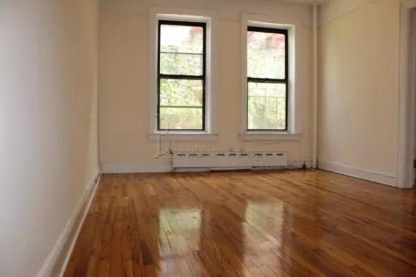 2 bedrooms apartment for rent in Astoria - Queens, New York
