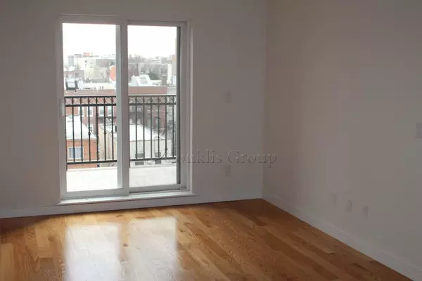 Studio Apartment for rent in Astoria - Queens, New York