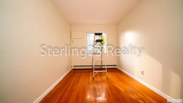 3 bedrooms apartment for rent in Astoria - Queens, New York