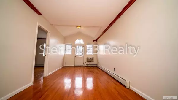 3 bedrooms apartment for rent in Astoria - Queens, New York