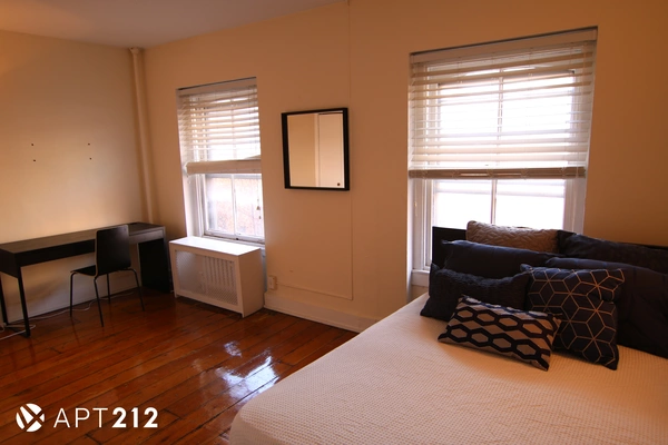 Coliving in East Village - Manhattan, New York