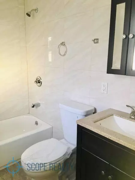 3 bedrooms apartment for rent in Forest Hills - Queens, New York