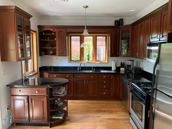 3 bedrooms apartment for rent in Forest Hills - Queens, New York