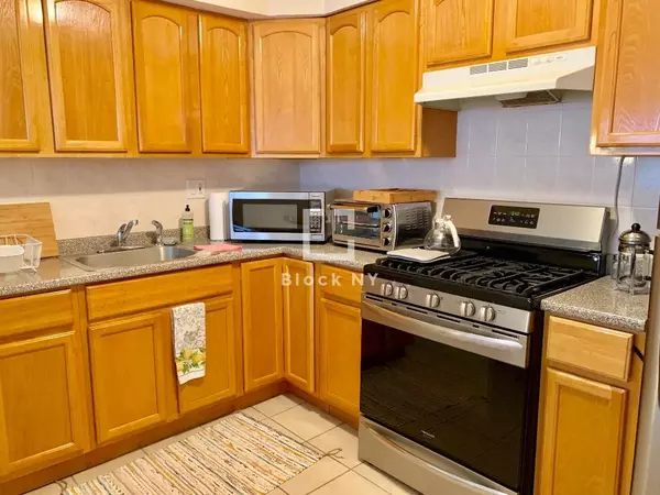 2 bedrooms apartment for rent in The Rockaways - Queens, New York