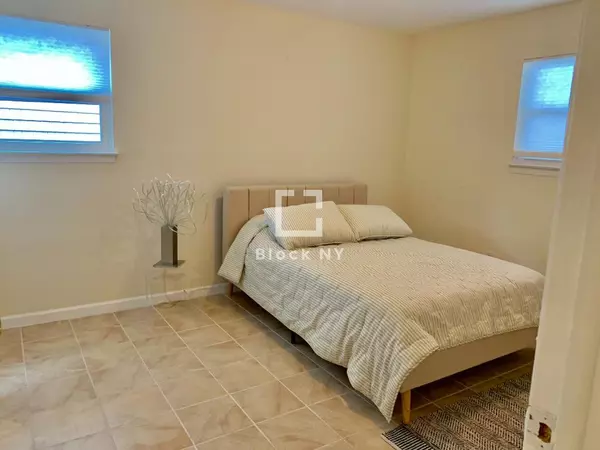 2 bedrooms apartment for rent in The Rockaways - Queens, New York