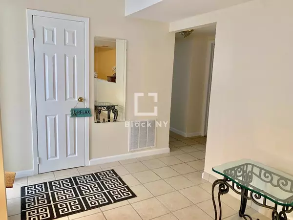 2 bedrooms apartment for rent in The Rockaways - Queens, New York