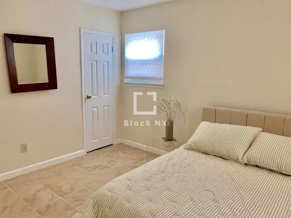 2 bedrooms apartment for rent in The Rockaways - Queens, New York