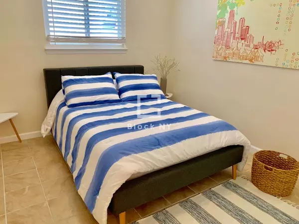 2 bedrooms apartment for rent in The Rockaways - Queens, New York