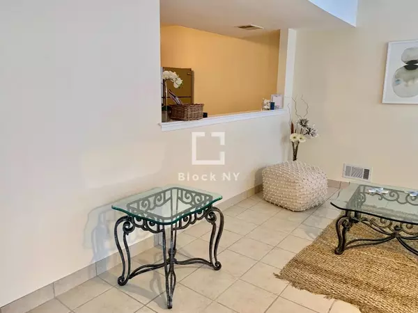 2 bedrooms apartment for rent in The Rockaways - Queens, New York