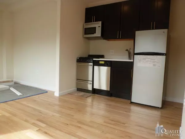 4 bedrooms apartment for rent in East Village - Manhattan, New York