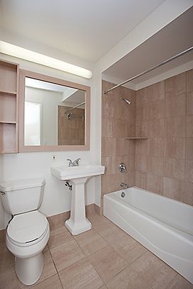 2 bedrooms apartment for rent in Midtown West - Manhattan, New York