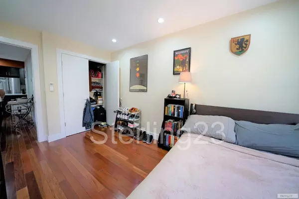 3 bedrooms apartment for rent in Astoria - Queens, New York