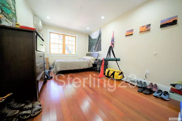 3 bedrooms apartment for rent in Astoria - Queens, New York