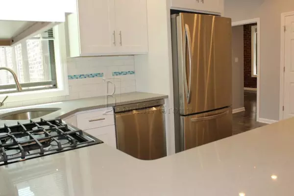 2 bedrooms apartment for rent in Astoria - Queens, New York