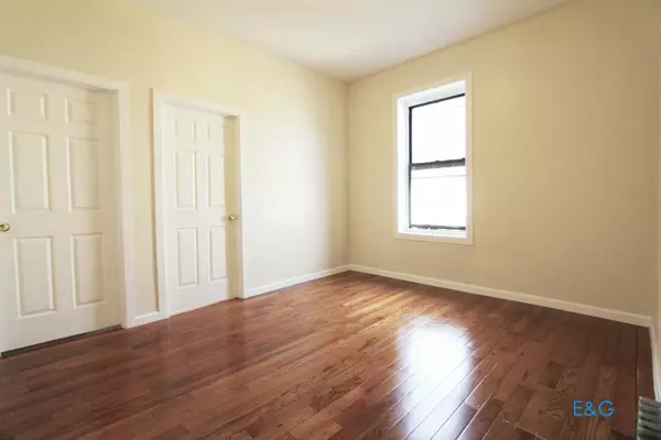 4 bedrooms apartment for rent in Washington Heights - Manhattan, New York