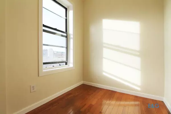 4 bedrooms apartment for rent in Washington Heights - Manhattan, New York