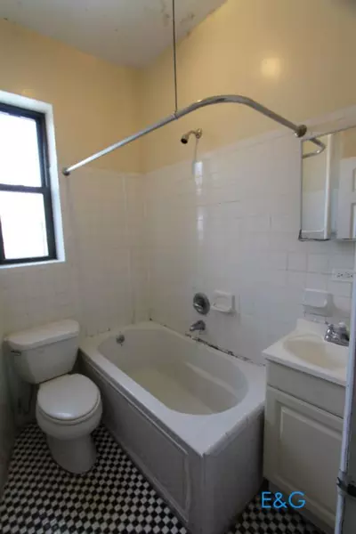 4 bedrooms apartment for rent in Washington Heights - Manhattan, New York