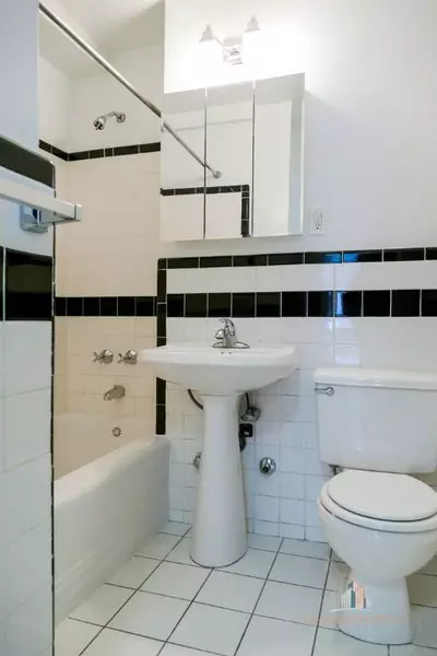 4 bedrooms apartment for rent in Upper East Side - Manhattan, New York