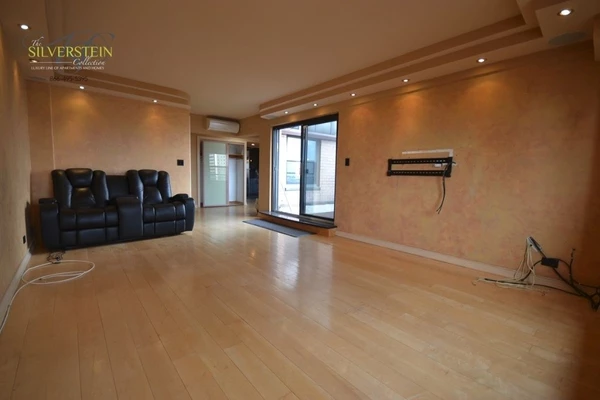 2 bedrooms apartment for rent in Forest Hills - Queens, New York