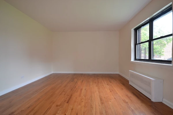 1 bedroom apartment for rent in Kew Gardens - Queens, New York