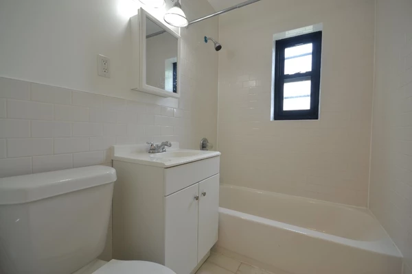 2 bedrooms apartment for rent in Kew Gardens - Queens, New York