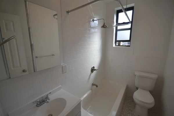 1 bedroom apartment for rent in Woodhaven - Queens, New York