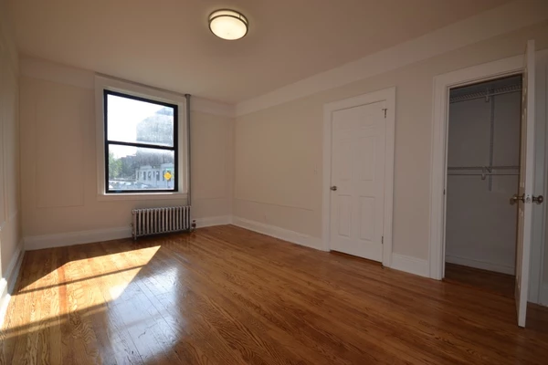 1 bedroom apartment for rent in Woodhaven - Queens, New York