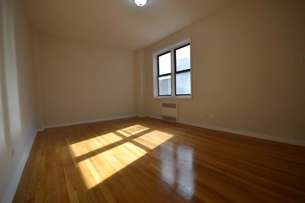 1 bedroom apartment for rent in Forest Hills - Queens, New York