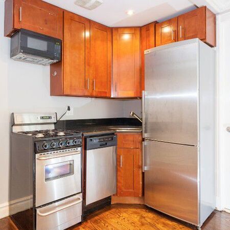 2 bedrooms apartment for rent in East Village - Manhattan, New York