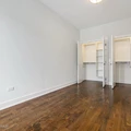 Room for rent in Uptown #2