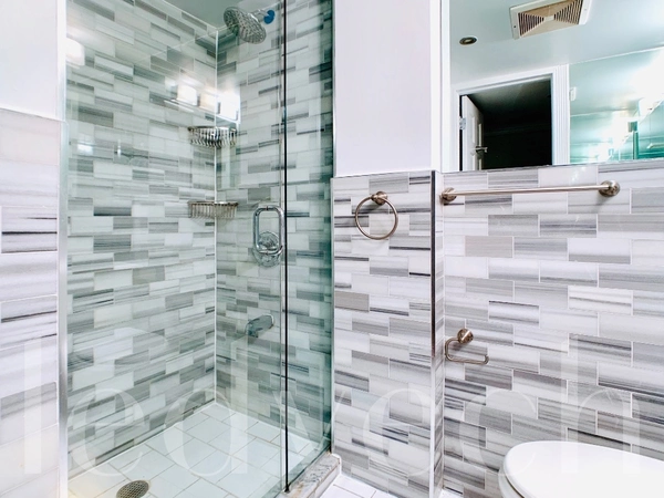 4 bedrooms apartment for rent in East Village - Manhattan, New York