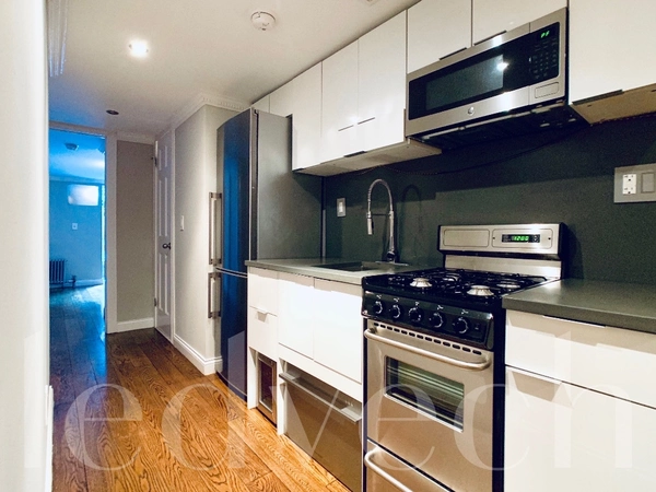 4 bedrooms apartment for rent in East Village - Manhattan, New York