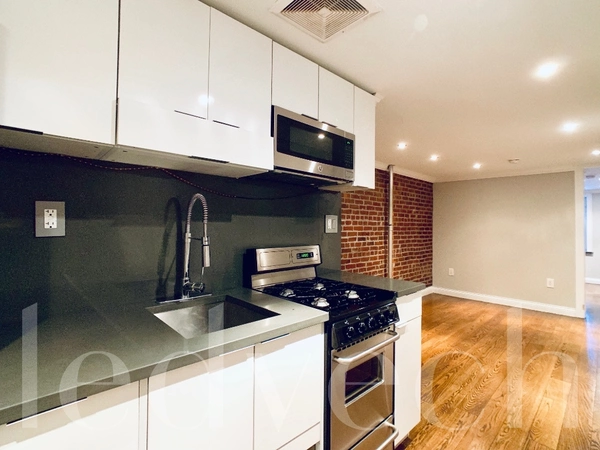 4 bedrooms apartment for rent in East Village - Manhattan, New York