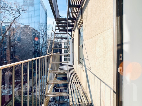 3 bedrooms apartment for rent in East Village - Manhattan, New York