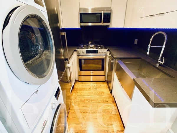 3 bedrooms apartment for rent in East Village - Manhattan, New York