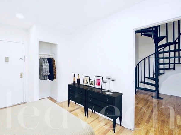 5 bedrooms apartment for rent in East Village - Manhattan, New York