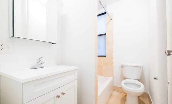 Studio Apartment for rent in Midtown West - Manhattan, New York