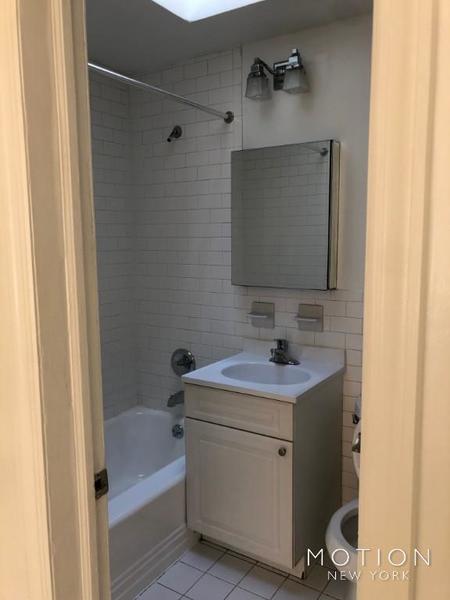 Studio Apartment for rent in Midtown West - Manhattan, New York