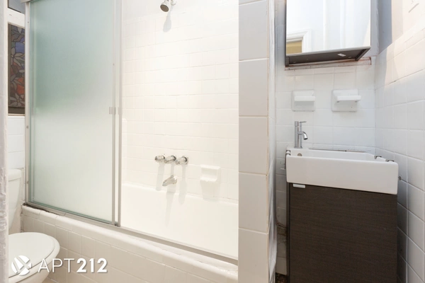 Coliving in East Village - Manhattan, New York