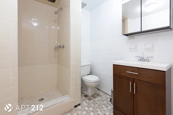 5 bedrooms apartment for rent in East Village - Manhattan, New York