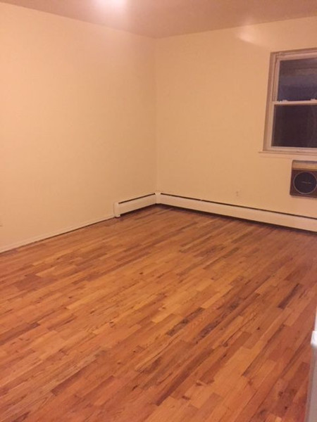 3 bedrooms apartment for rent in Astoria - Queens, New York