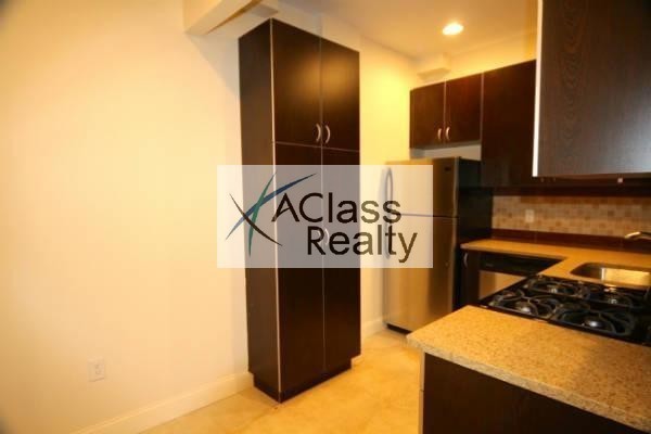 2 bedrooms apartment for rent in Astoria - Queens, New York